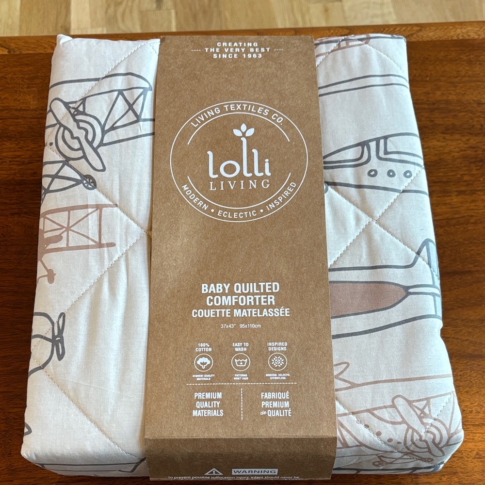 NWT Lolli Living Baby Quilted Comforter Aeroplanes 100% Cotton